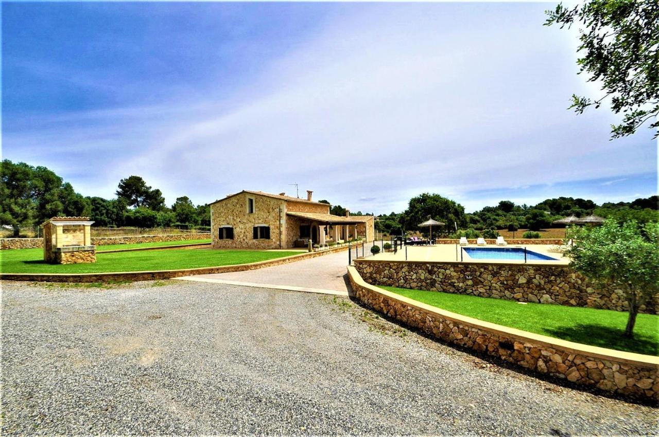 Cas Borrassos- Finca Con Piscina Privada Y Vistas Despejadas ميورقة المظهر الخارجي الصورة