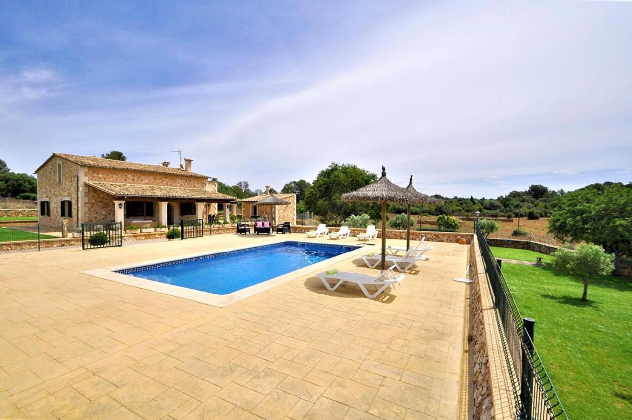 Cas Borrassos- Finca Con Piscina Privada Y Vistas Despejadas ميورقة المظهر الخارجي الصورة