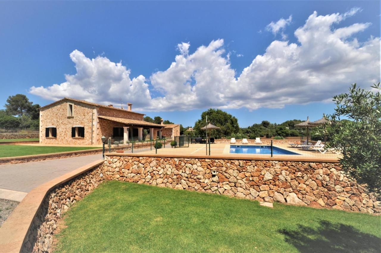 Cas Borrassos- Finca Con Piscina Privada Y Vistas Despejadas ميورقة المظهر الخارجي الصورة
